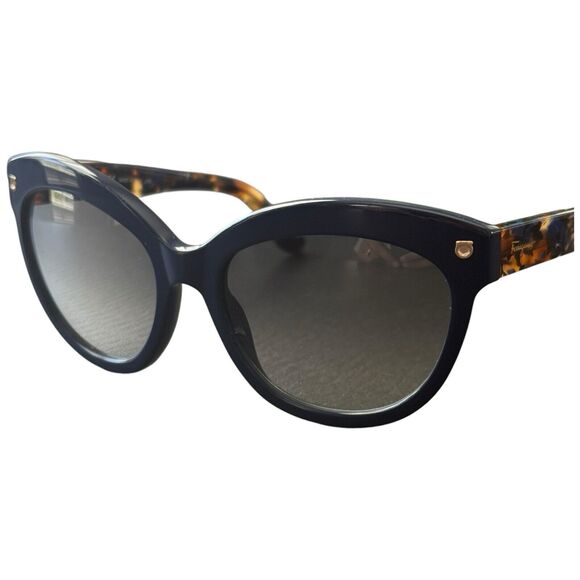 Salvatore Ferragamo SF675S 55mm Sunglasses in Blue - Picture 1 of 11